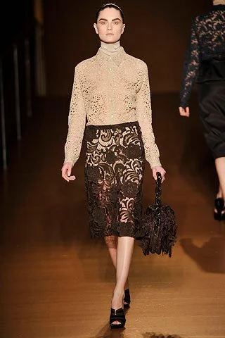 Look 18